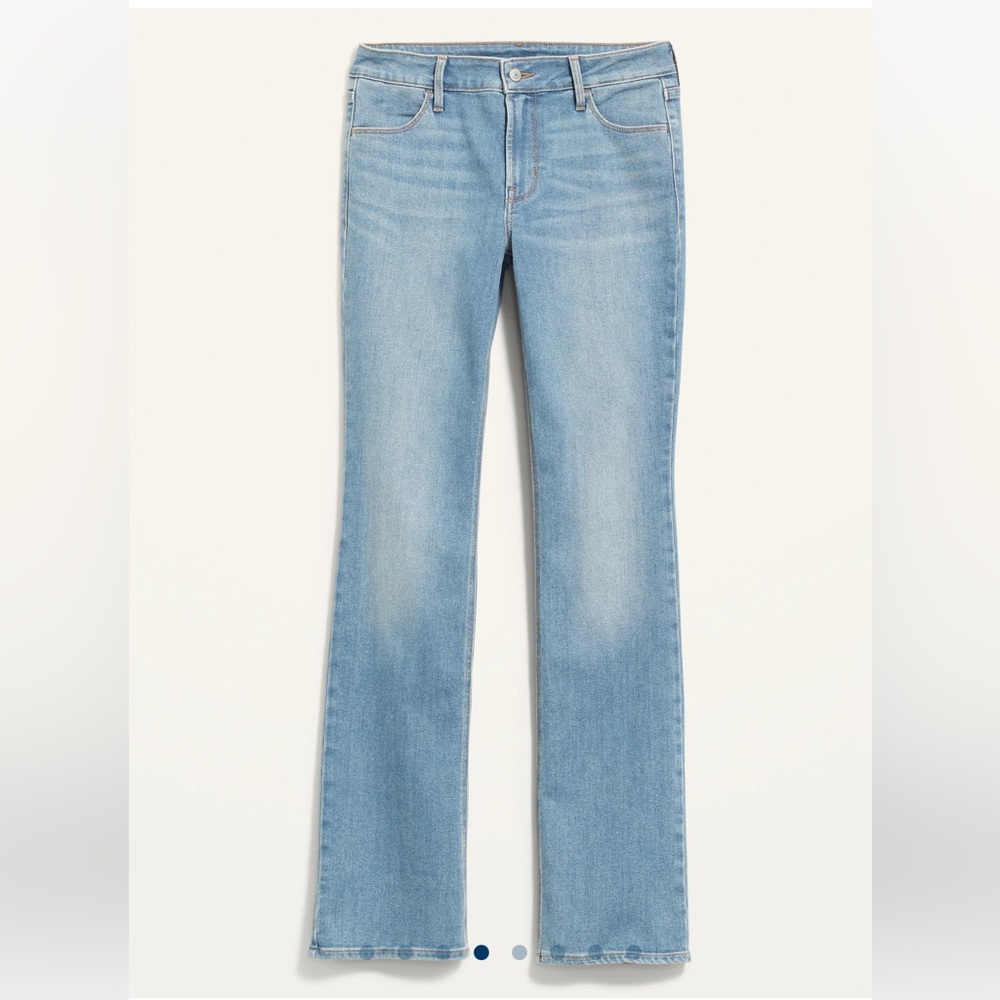 NWT Size 4 Wow Boot Cut Mid-Rise Jeans
